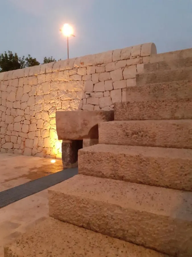 Il Carrubo Holiday House Шикли Кемпинг