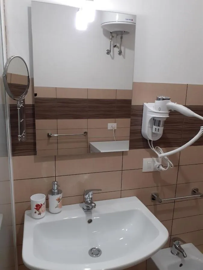 Il Carrubo Holiday House Шикли 0*,  Италия